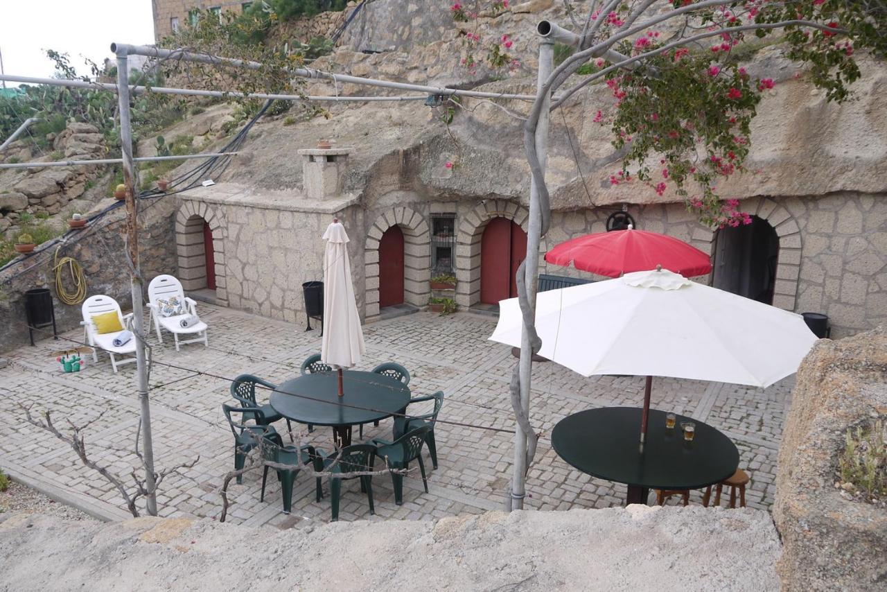 Holiday home Eco Holidays Cave House Justine *